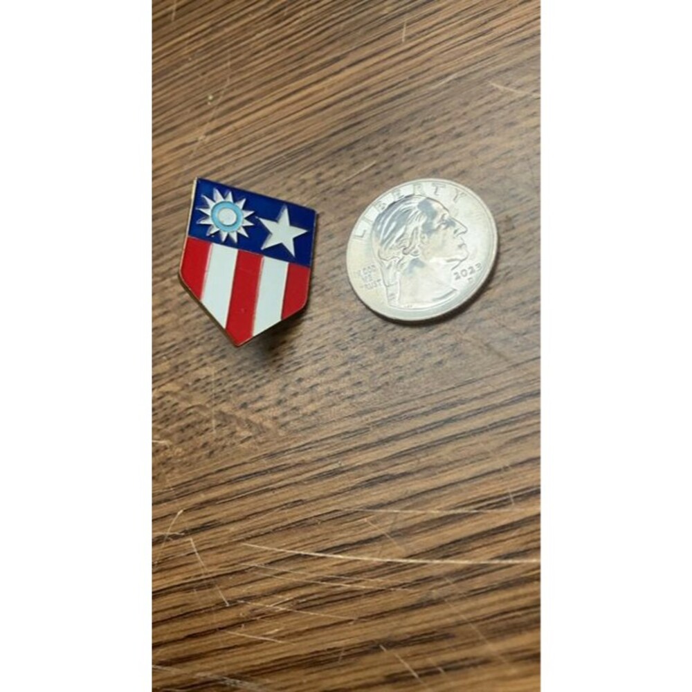 Vintage Liberia Flag Shield lapel/enamel pin